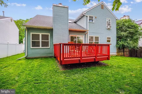 Exterior - 1151 Kersey Rd, Silver Spring, MD 20902 photo 6 of 9
