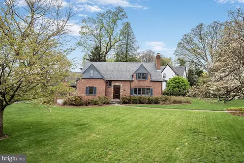 1200 Highland Dr, Silver Spring, MD 20910 photo 2