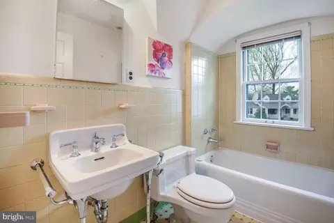 1200 Highland Dr, Silver Spring, MD 20910 photo 28