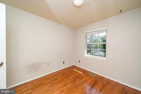 89 Travis Ct, Gaithersburg, MD 20879 photo 24