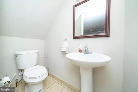 89 Travis Ct, Gaithersburg, MD 20879 photo 12
