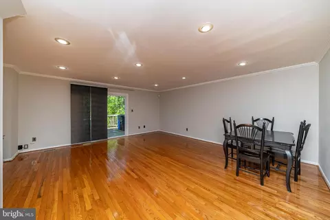 89 Travis Ct, Gaithersburg, MD 20879 photo 9