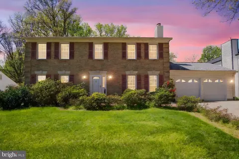 17028 Briardale Rd, Derwood, MD 20855