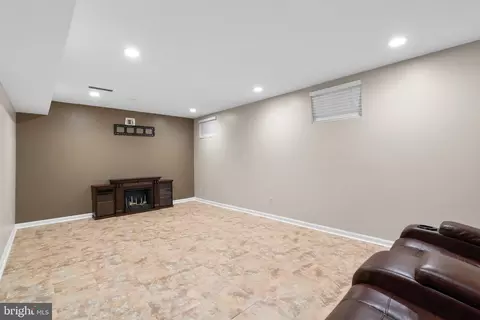 Other - 1000 Windrush Ln #18, Sandy Spring, MD 20860 photo 7 of 11