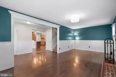 Living - 1000 Windrush Ln #18, Sandy Spring, MD 20860 photo 2 of 3