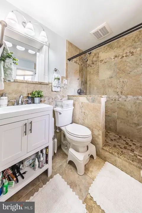 Bath - 1912 Arcola Ave, Silver Spring, MD 20902 photo 1 of 6