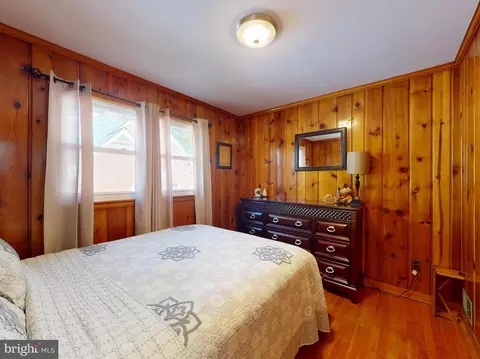 Bedroom - 1912 Arcola Ave, Silver Spring, MD 20902 photo 5 of 9