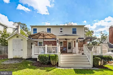 Exterior - 12 Hutton St, Gaithersburg, MD 20877 photo 8 of 13