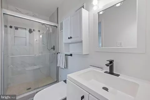 Bath - 11922 Rumsfeld Ter, Silver Spring, MD 20904 photo 6 of 7