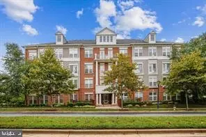 1625 Piccard Dr #305, Rockville, MD 20850