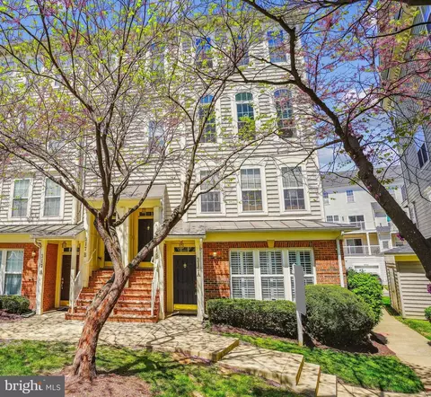 315 A Cross Green St #315A, Gaithersburg, MD 20878