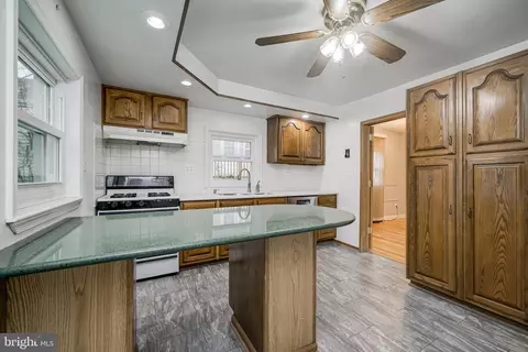 1500 Gleason St, Silver Spring, MD 20902 photo 13