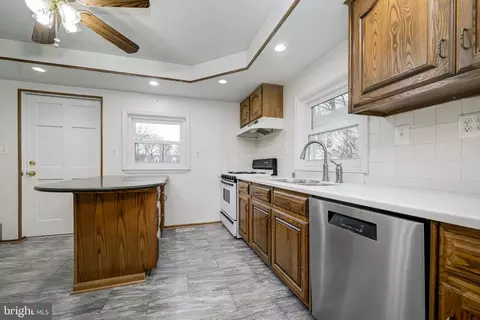 1500 Gleason St, Silver Spring, MD 20902 photo 7