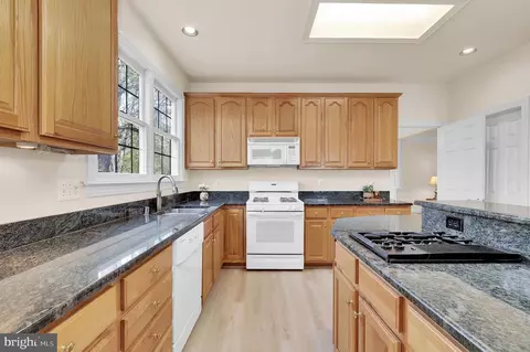 Kitchen - 13610 Montvale Dr, Silver Spring, MD 20904 photo 4 of 7
