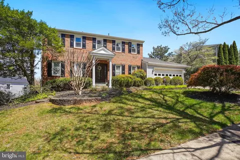 10 Sunrise Ct, Rockville, MD 20854