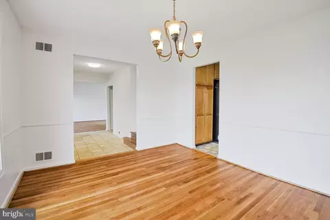 13002 Camellia Dr, Silver Spring, MD 20906 photo 17