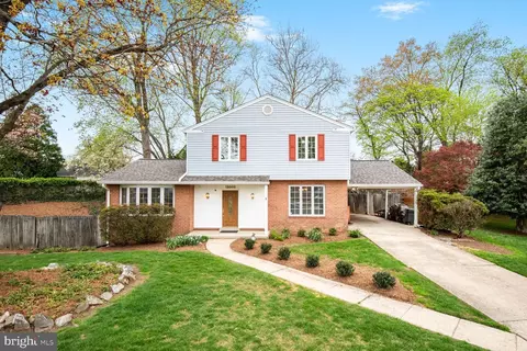 13002 Camellia Dr, Silver Spring, MD 20906 photo 2