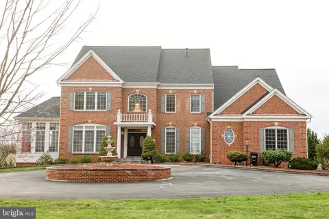 6013 Riggs Rd, Laytonsville, MD 20882