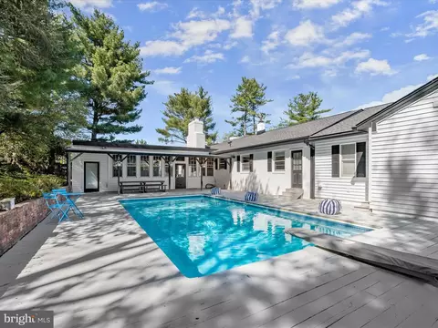 Exterior - 17712 Longdraft Rd, Gaithersburg, MD 20878 photo 12 of 22