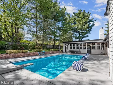 Exterior - 17712 Longdraft Rd, Gaithersburg, MD 20878 photo 14 of 22