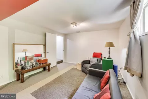 10112 Stoneybrook Dr, Silver Spring, MD 20910 photo 23