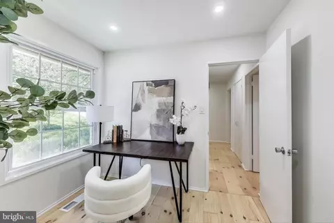 10112 Stoneybrook Dr, Silver Spring, MD 20910 photo 11