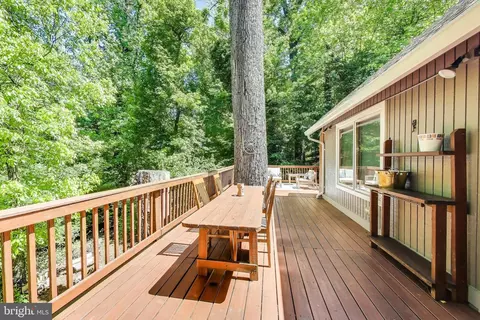 10112 Stoneybrook Dr, Silver Spring, MD 20910 photo 16