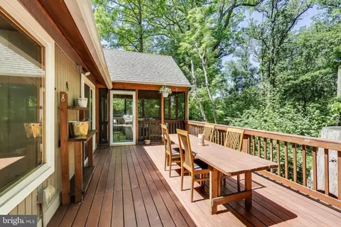 10112 Stoneybrook Dr, Silver Spring, MD 20910 photo 17