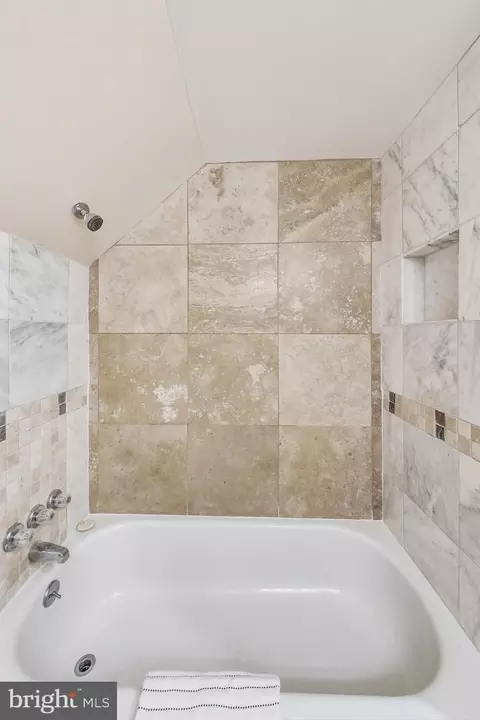 10112 Stoneybrook Dr, Silver Spring, MD 20910 photo 20