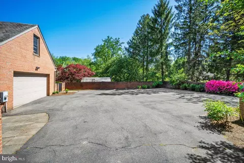 Undisclosed, Potomac, MD 20854 photo 12