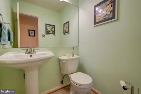 11628 Paramus Dr, North Potomac, MD 20878 photo 18