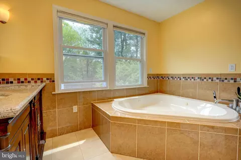 11628 Paramus Dr, North Potomac, MD 20878 photo 37