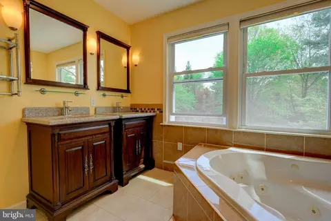 11628 Paramus Dr, North Potomac, MD 20878 photo 36
