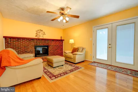 11628 Paramus Dr, North Potomac, MD 20878 photo 15