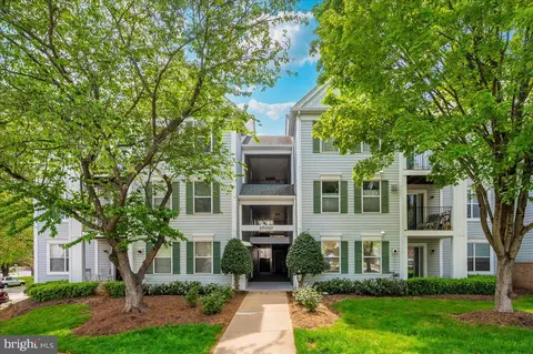 10010 Vanderbilt Cir #1-9, Rockville, MD 20850