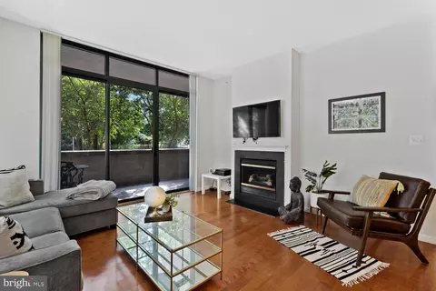 11710 Old Georgetown Rd #116, North Bethesda, MD 20852