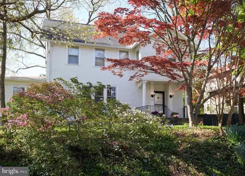 3710 Bradley Ln, Chevy Chase, MD 20815