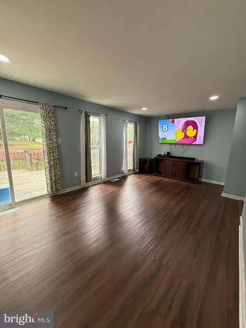 Living - 14915 Ladymeade Cir, Silver Spring, MD 20906 photo 2 of 2