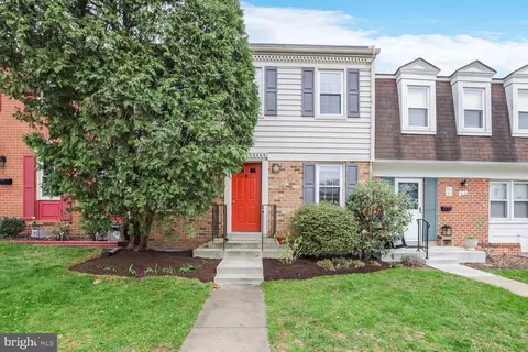60 Oak Shade Rd, Gaithersburg, MD 20878