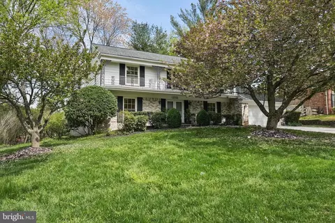 12721 Huntsman Way, Potomac, MD 20854