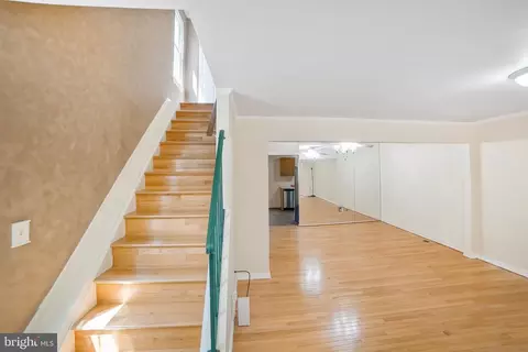 Entry Way - 24 Long Green Ct, Silver Spring, MD 20906 photo 1 of 2