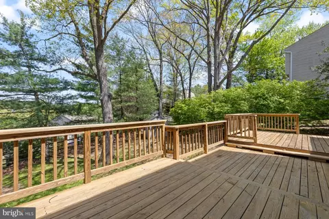 Exterior - 10009 Durango Dr, Damascus, MD 20872 photo 4 of 6