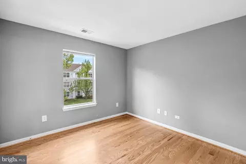 14201 Wolf Creek Pl #9-24, Silver Spring, MD 20906 photo 18