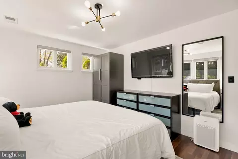 Bedroom - 1736 Overlook Dr, Silver Spring, MD 20903 photo 4 of 5