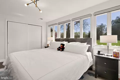 Bedroom - 1736 Overlook Dr, Silver Spring, MD 20903 photo 2 of 5