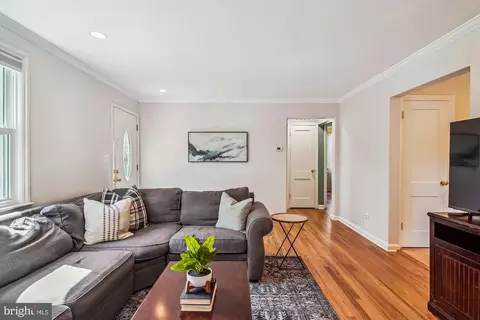 2901 Collins Ave, Silver Spring, MD 20902 photo 3