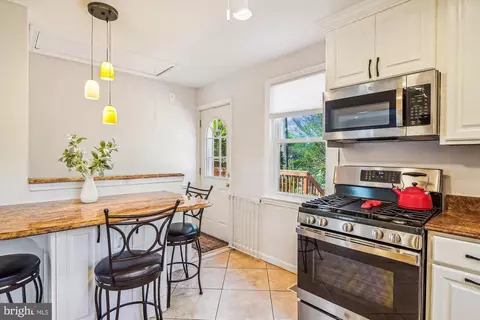 2901 Collins Ave, Silver Spring, MD 20902 photo 8