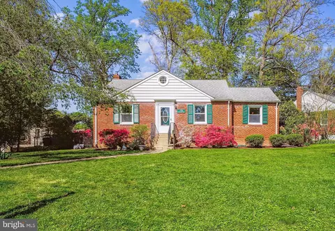 2901 Collins Ave, Silver Spring, MD 20902