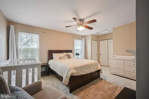 Bedroom - 1908 Brightleaf Ct, Silver Spring, MD 20902 photo 2 of 5