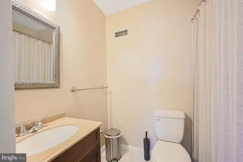 Bath - 1908 Brightleaf Ct, Silver Spring, MD 20902 photo 1 of 2
